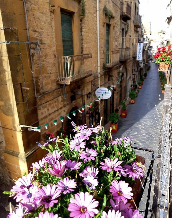Antico Palazzo Affitti Brevi Bed & Breakfast Piazza Armerina Exterior photo